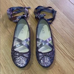 The children’s place girls flats size: 1